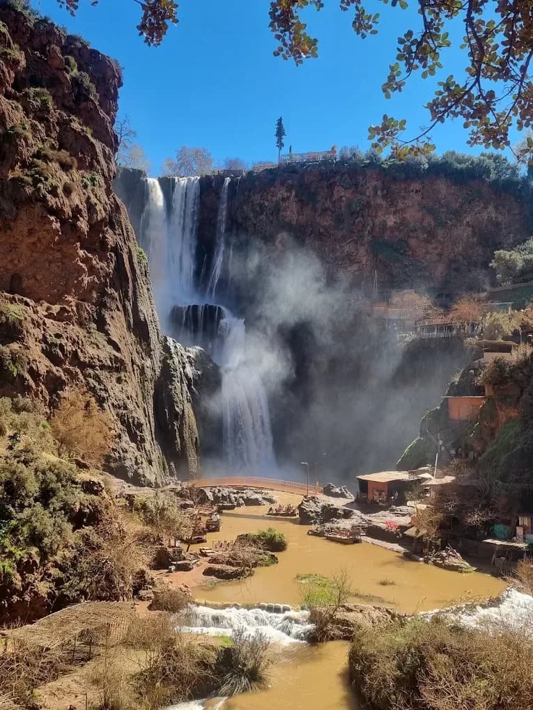 Cascadas de Ouzoud desde abajo