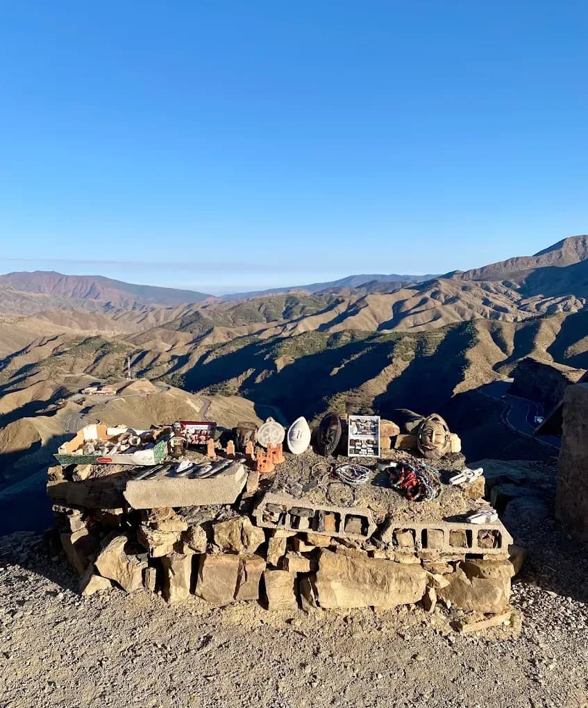 Fossil stall at a mountain pass in the Atlas