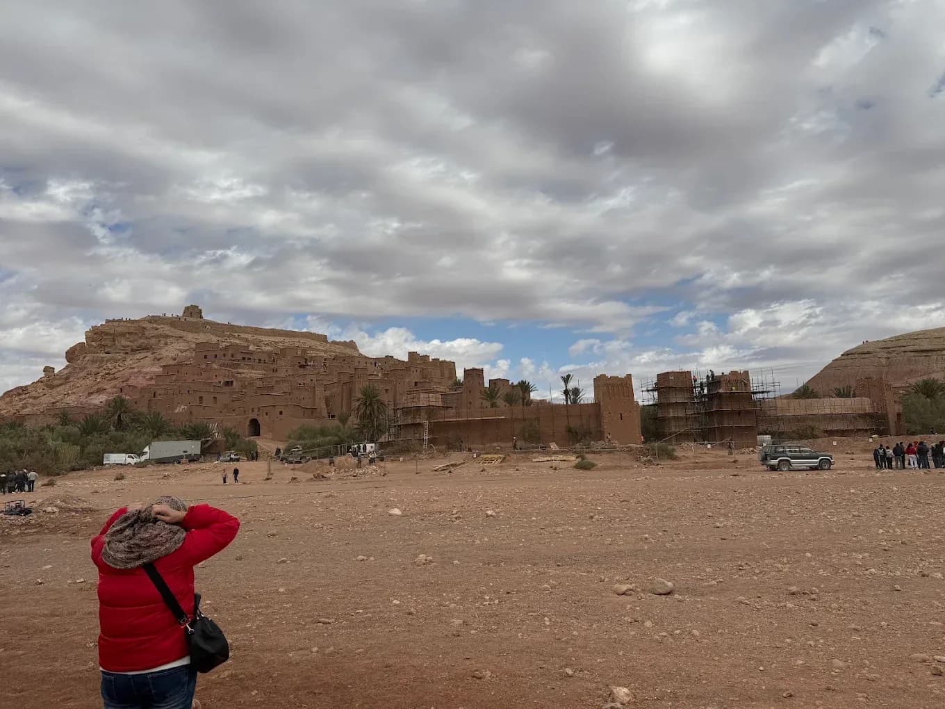 Traveller photographing Aït Ben Haddou