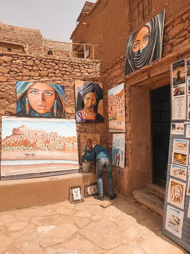Painting shop in Aït Ben Haddou